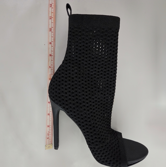NWOT Steve Madden | Evelina Knit Mesh Stretch Vegan Leather Peep Toe Heel Bootie - Picture 12 of 12